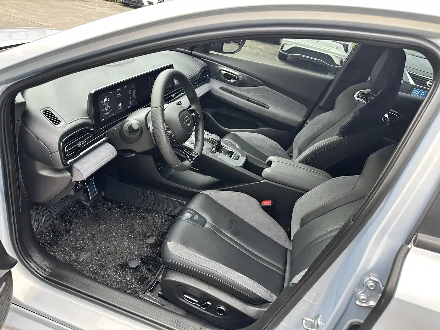 GAC Trumpchi Trumpchi Emkoo 2024 2023 400T Auto R MAX