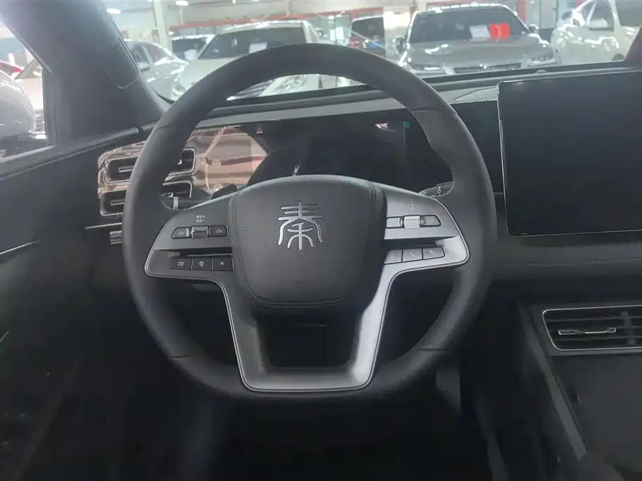 BYD Qin L 2025 DM-i Smart Drive Edition 80KM Leading фото 15