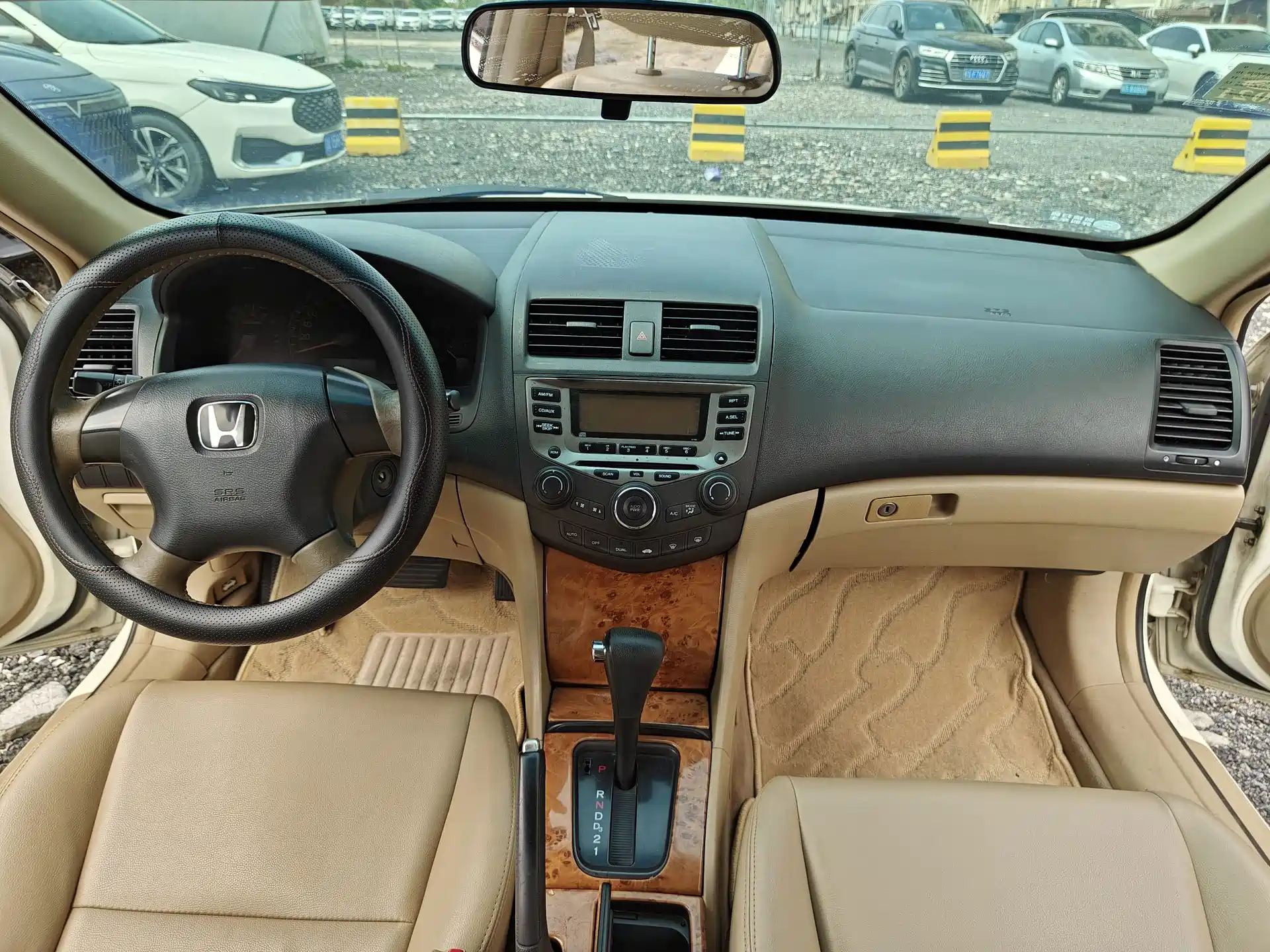 Фото 6 - Honda Accord