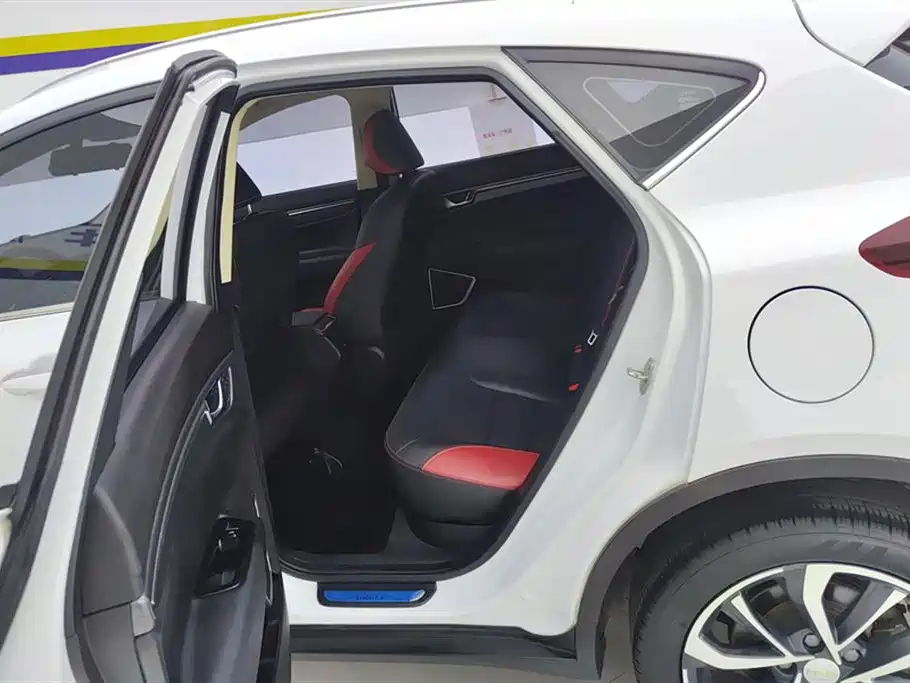 GEELY AUTOMOBILE EMGRAND GS