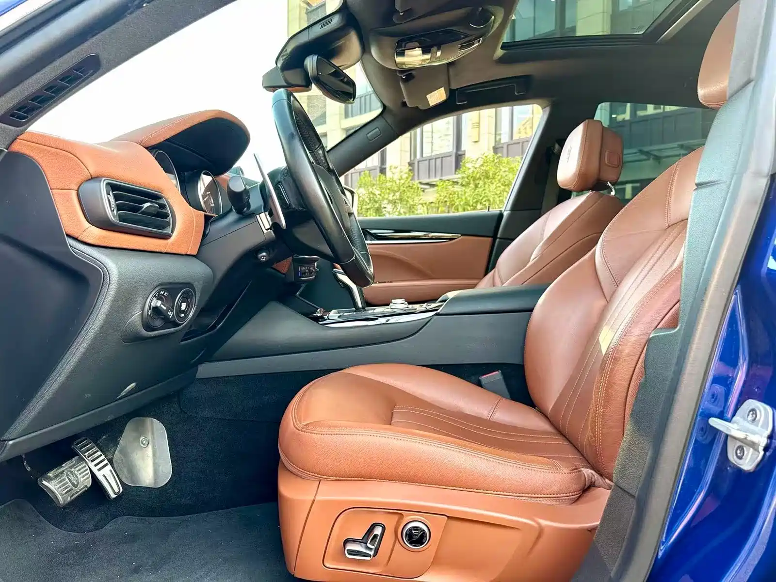 Фото 5 - Maserati Levante