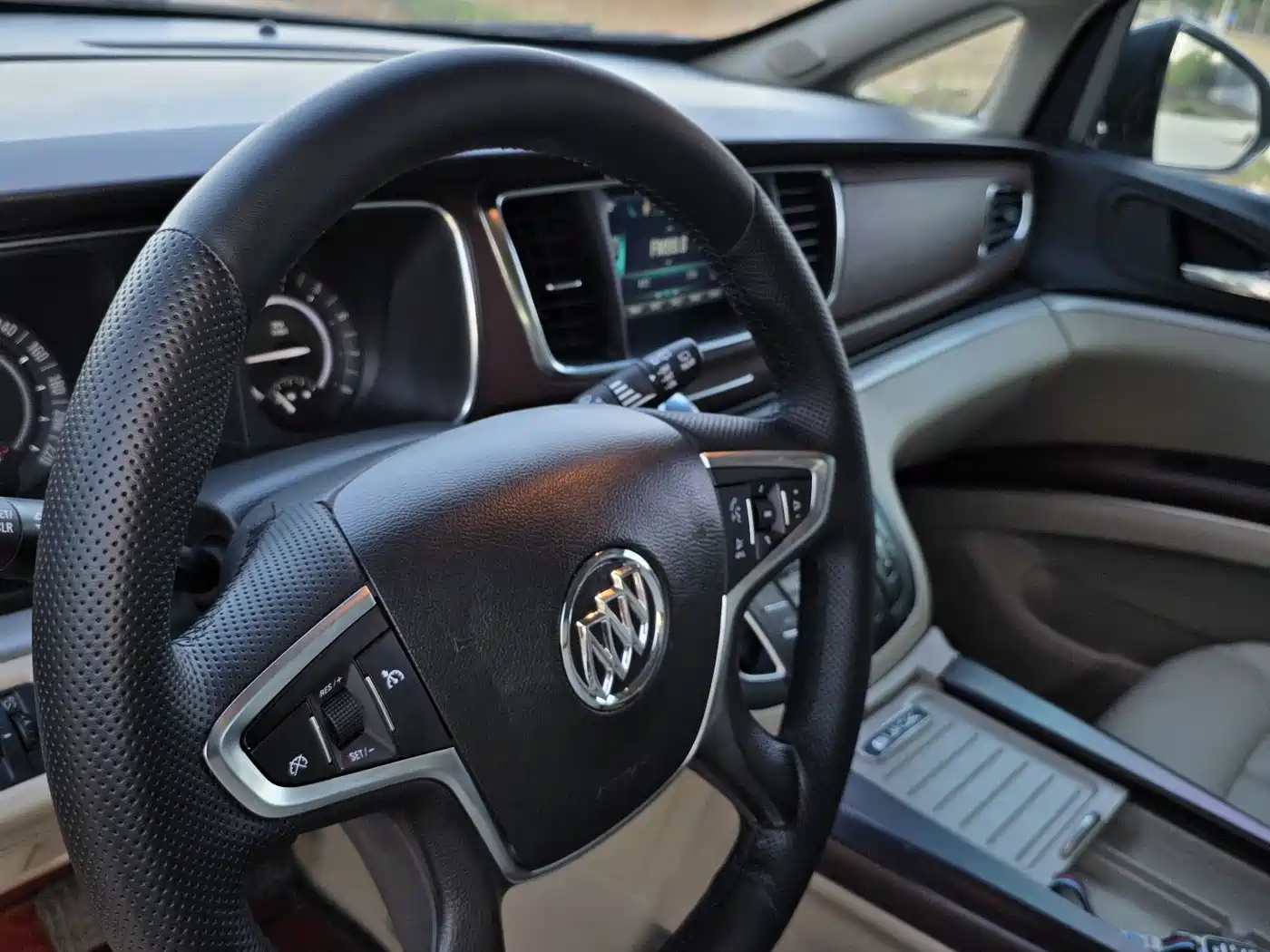 Buick GL8 2018 28T Luxury Model China VI фото 11