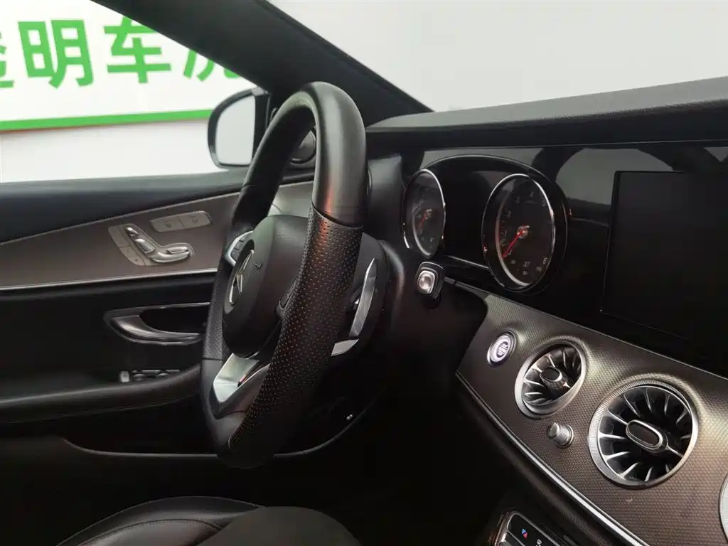 Mercedes-Benz E-Class 2017 Facelift E 300 Sport фото 22