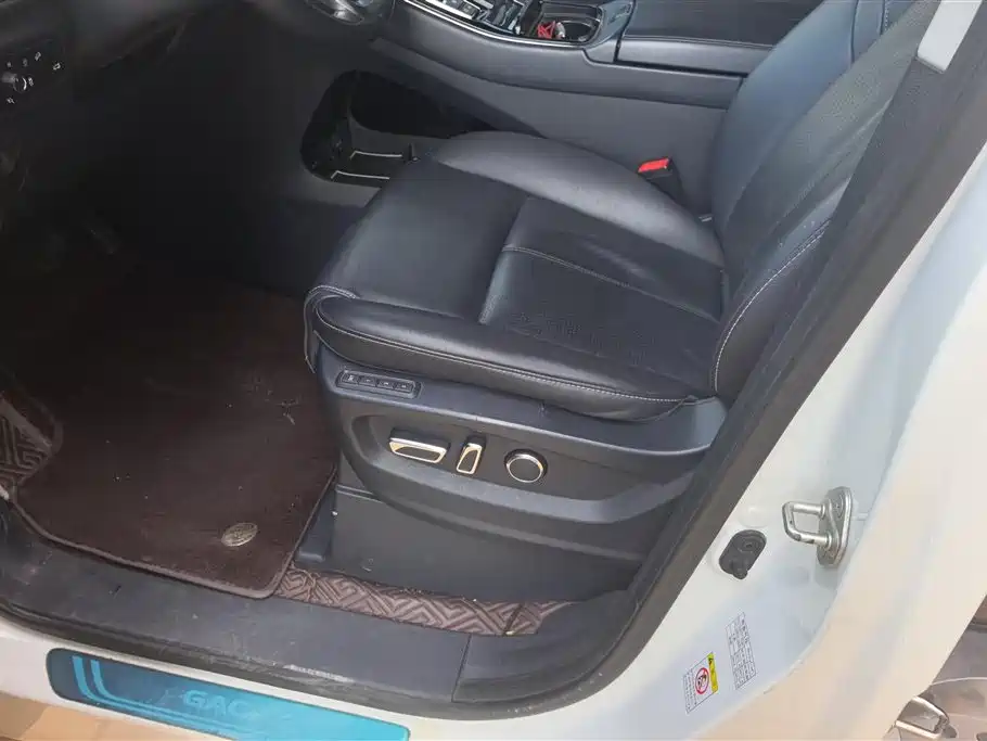 GAC Trumpchi Trumpchi M8 2021 Master Series 390T Ultimate Edition фото 9