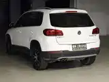 Фото 4 - Volkswagen Tiguan