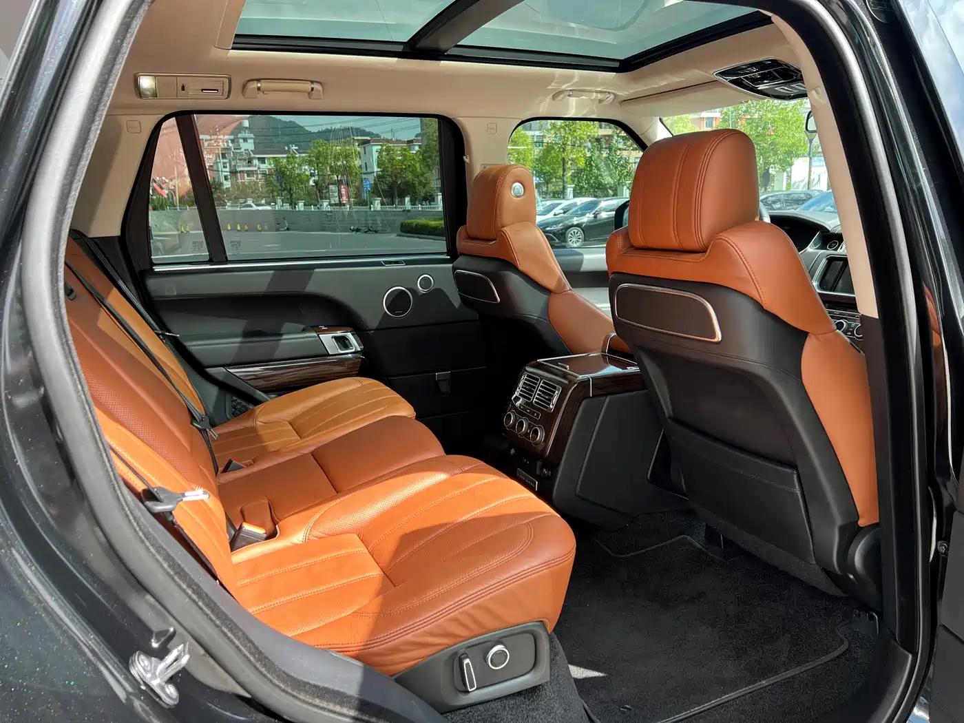 Land Rover Range Rover 2016 3.0 SC V6 Vogue SE Autobiography LWB фото 13