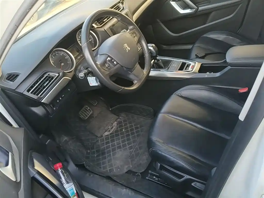 Peugeot 408 2014 1.8L Automatic Luxury Edition фото 15