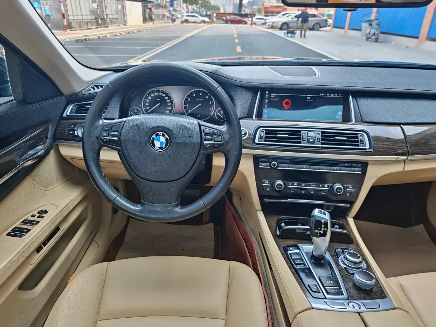 BMW 7 Series 2011 730Li Elegance фото 14