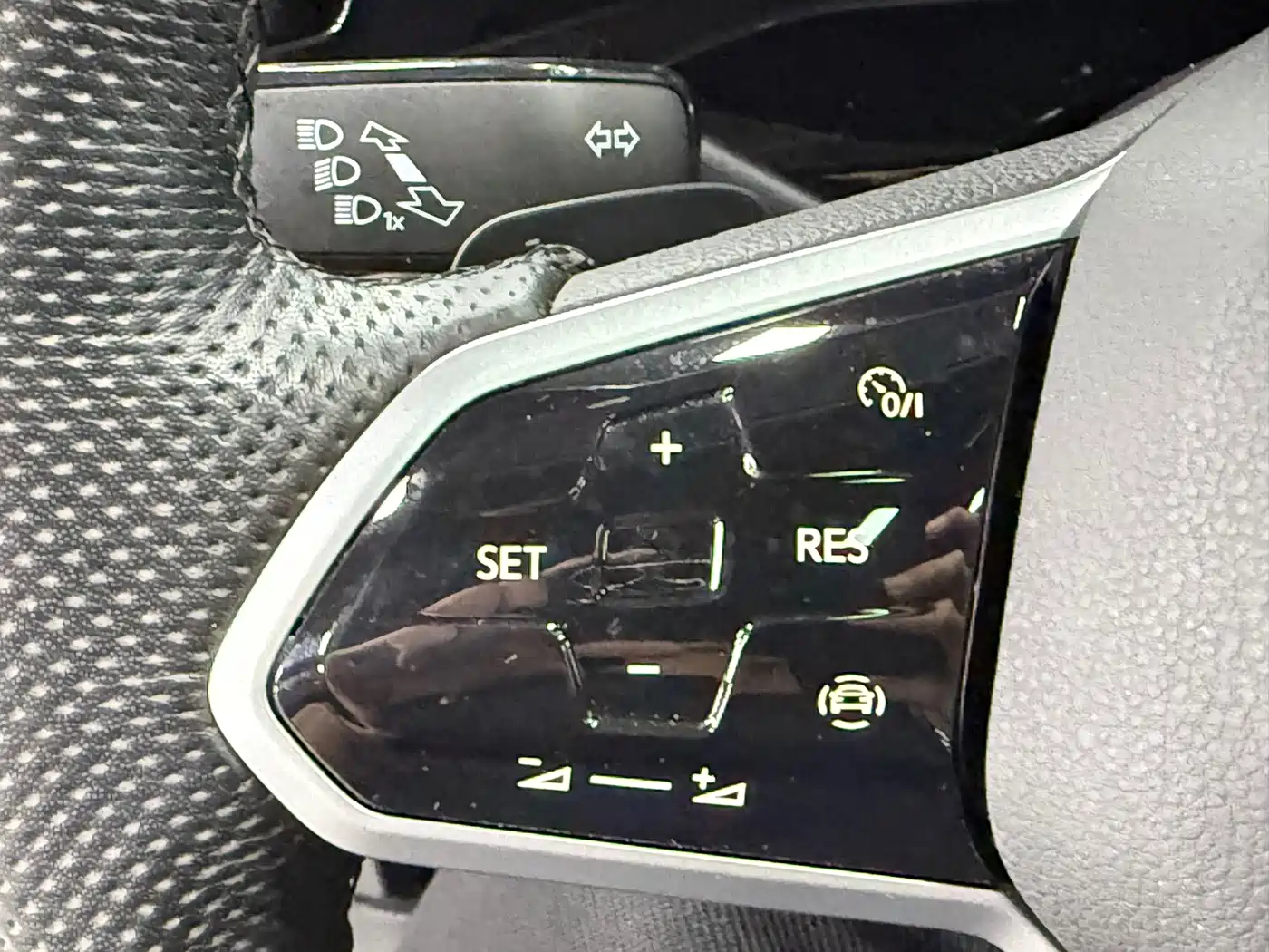 Volkswagen Golf 2021 280TSI DSG R-Line фото 11