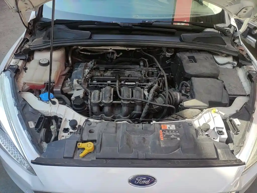 Фото 20 - Ford Focus