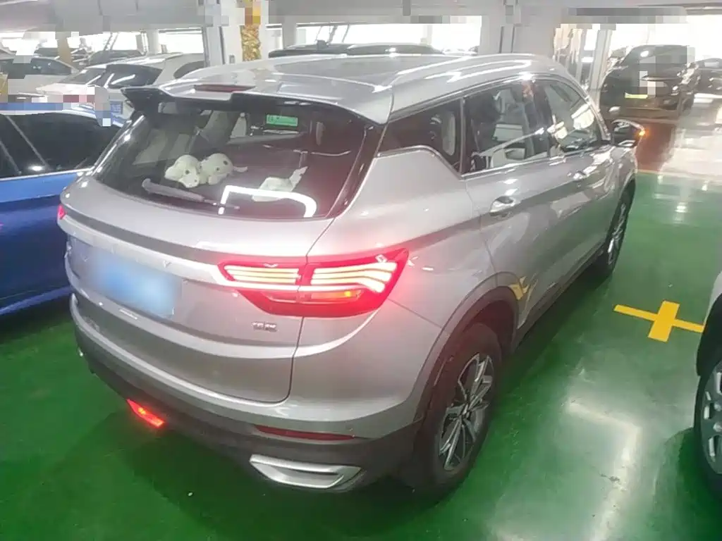 Фото 7 - Geely Coolray