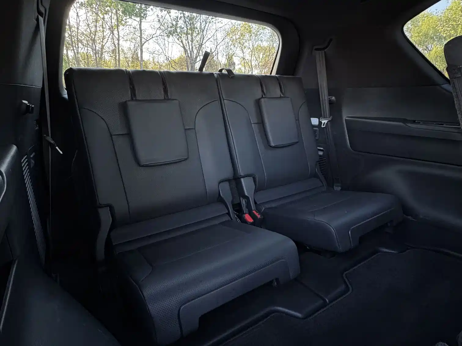 Фото 27 - Lexus LX