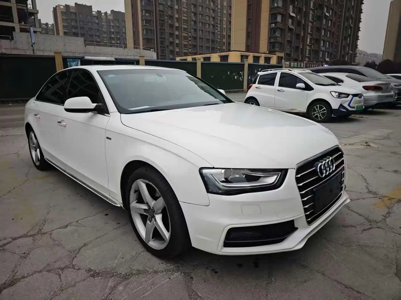 Audi A4L 2016 35 TFSI Heritage Edition S line Luxury фото 5