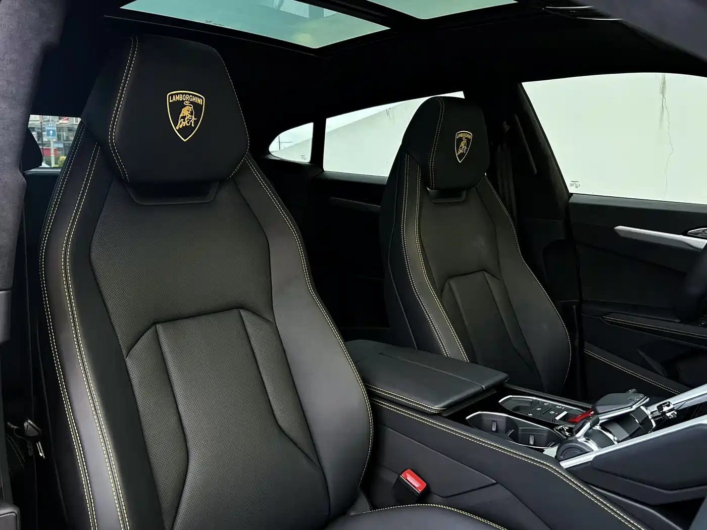 Lamborghini Urus 2023 4.0T V8 S фото 10