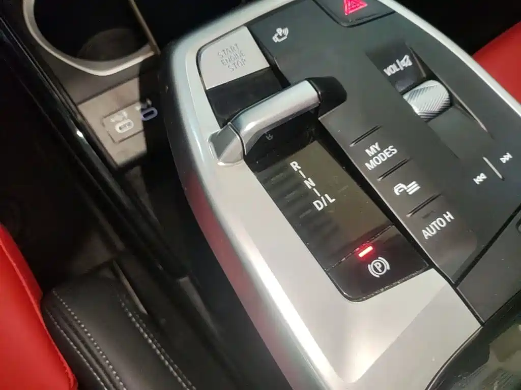 BMW X2 (Import) 2024 sDrive25i M Sport Package фото 14