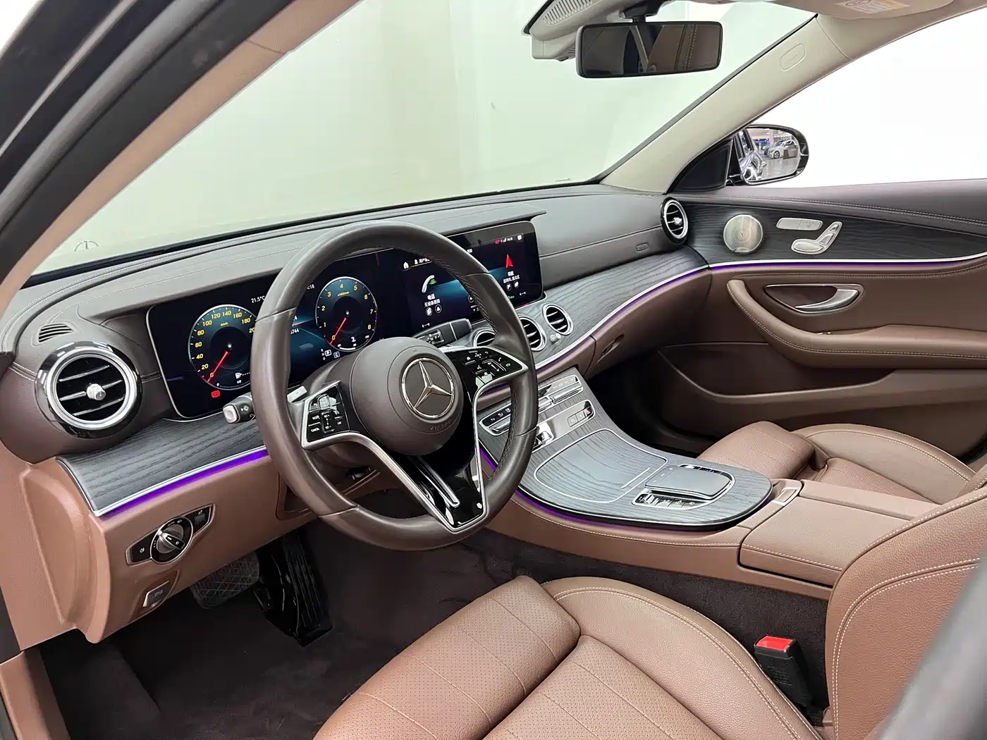 Mercedes-Benz E-Class 2022 E 300 L Luxury фото 17