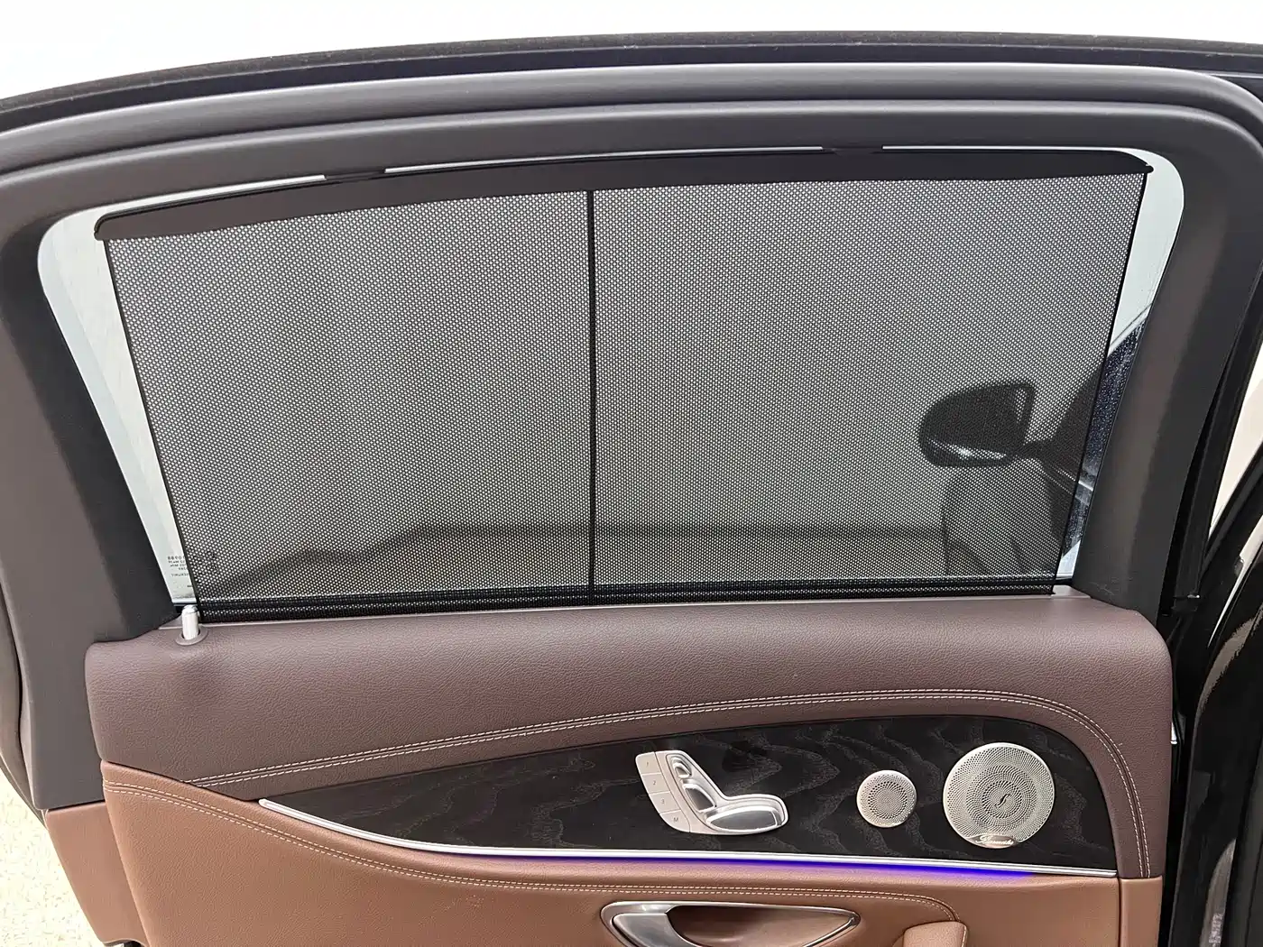 Mercedes-Benz E-Class 2022 E 300 L Luxury фото 19