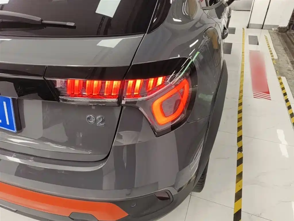Lynk & Co 02 2018 Model 1.5T DCT 2WD Yao Pro Edition China V фото 8