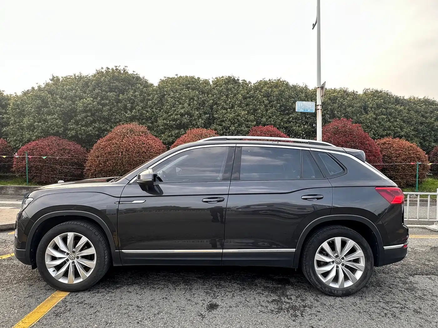 Volkswagen Tayron 2021 380TSI 4WD Luxury Smart Connect Pro фото 3