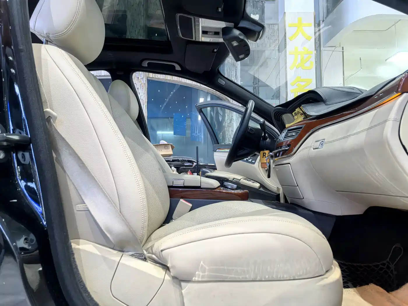 Mercedes-Benz S-Class фото 19