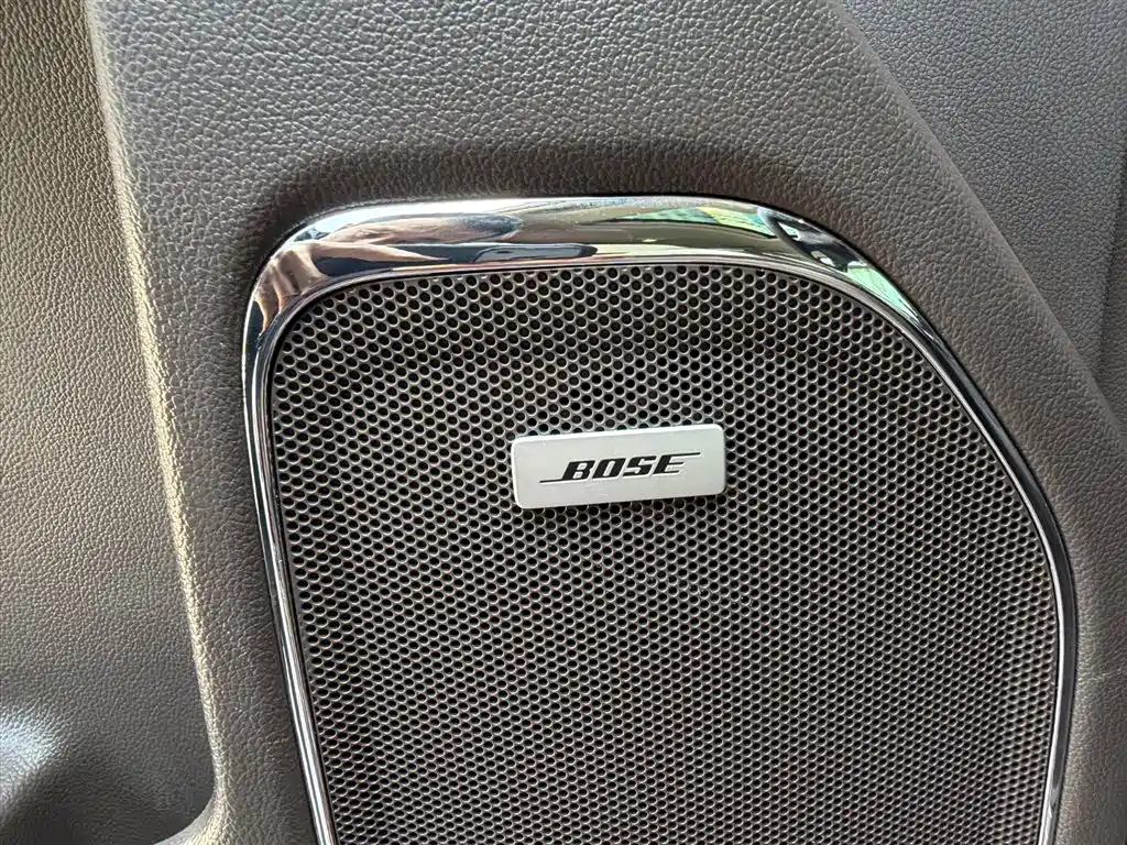 GMC Sierra 2017 Luxury Edition фото 12