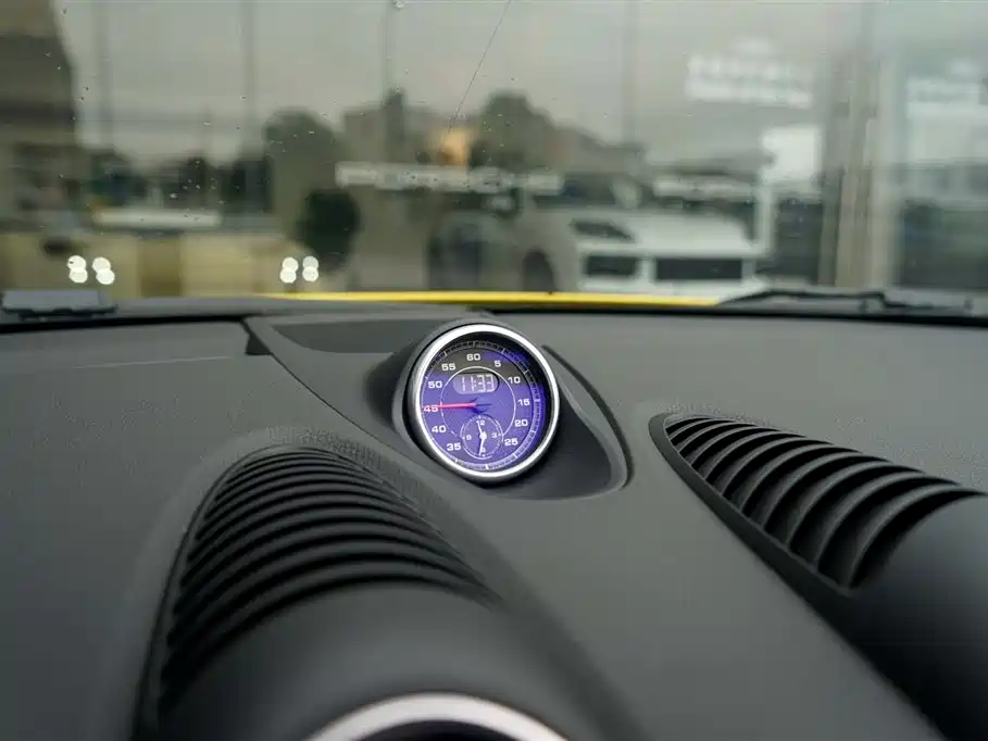 Porsche 718 2022 Boxster T 2.0T фото 24