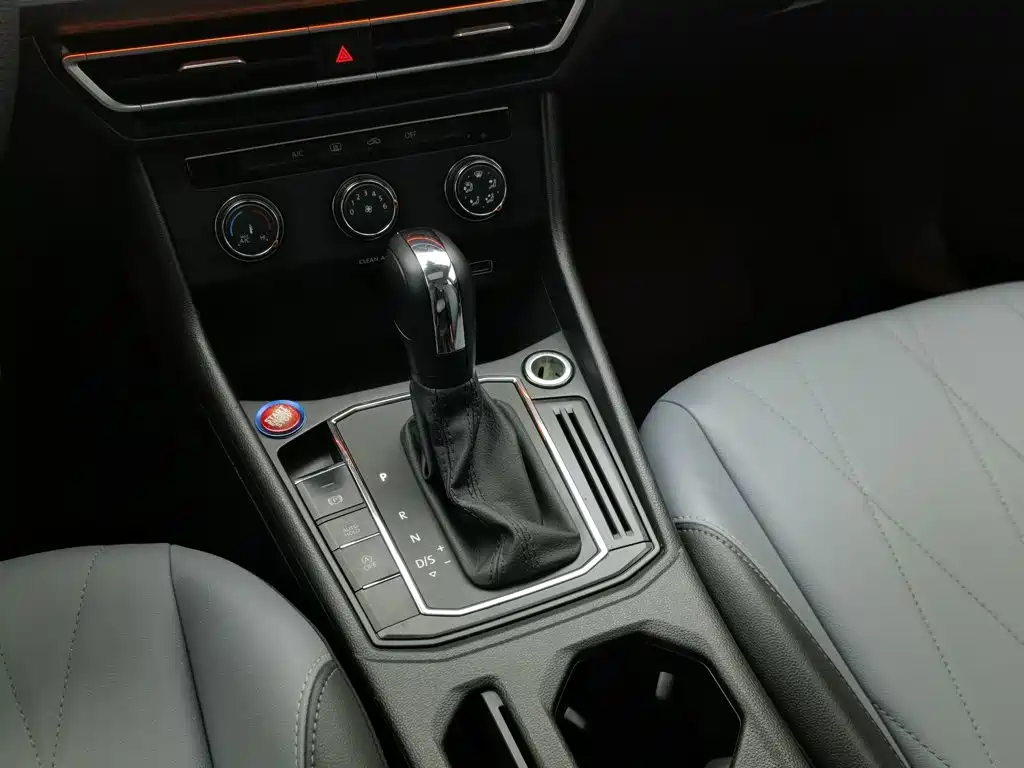 Volkswagen Lavida, миниатюра 13