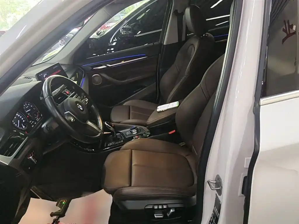 BMW X1 2022 xDrive25Li Premium фото 15