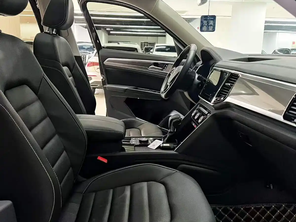 Volkswagen Teramont 2020 380TSI 4WD Luxury Edition China VI фото 6