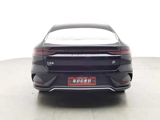 BYD Han 2022 DM-i 121KM Prestige — фото 4