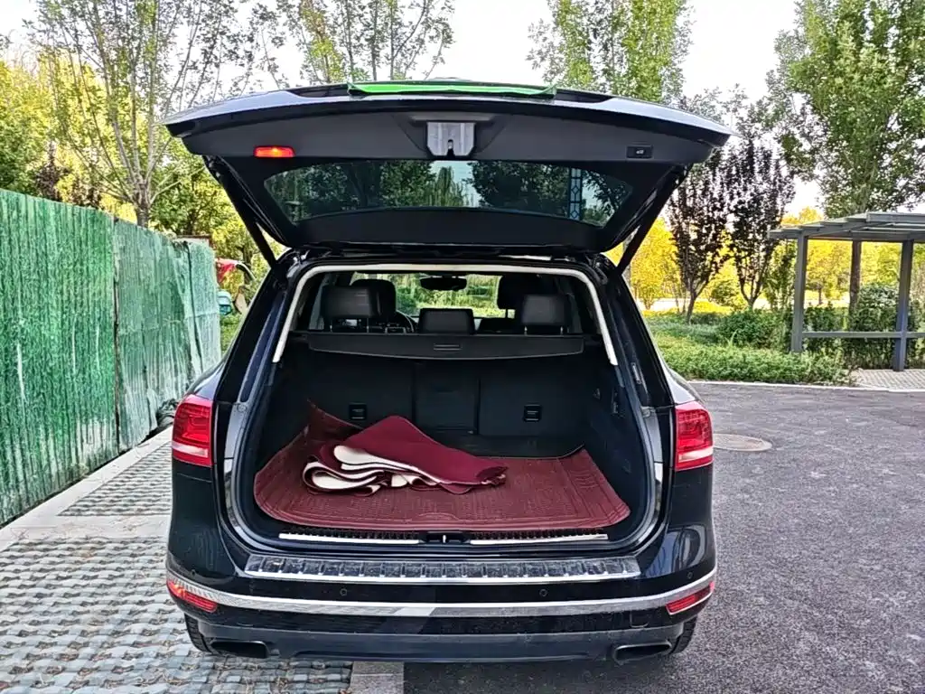 Фото 19 - Volkswagen Touareg