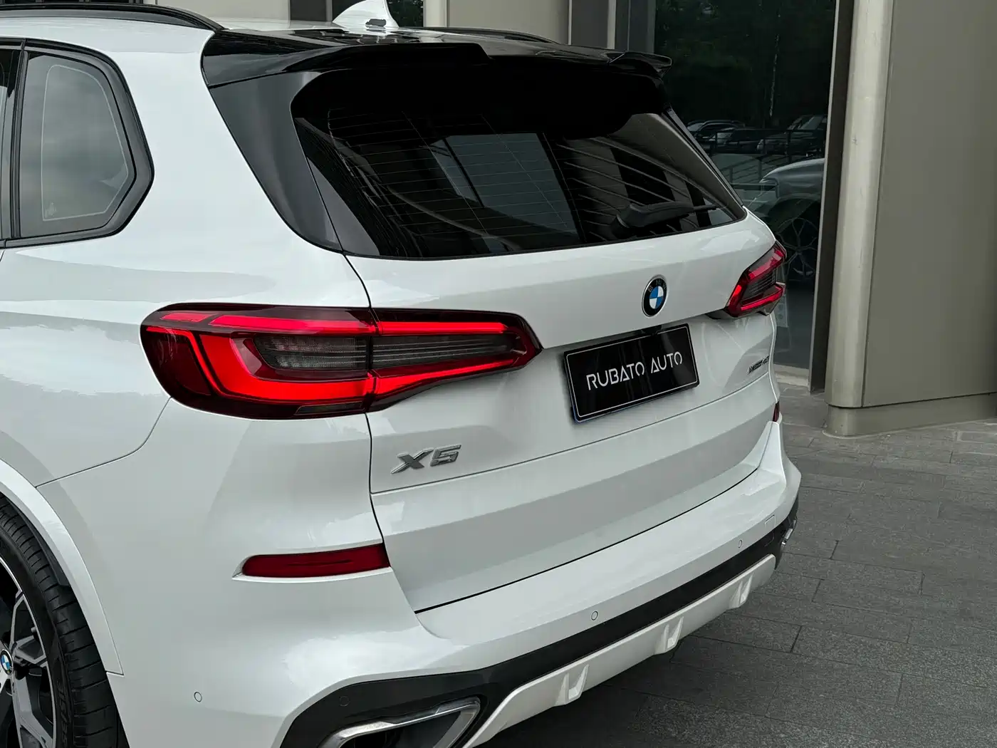 BMW X5 (Import) 2019 xDrive40i Exclusive M Sport Package фото 11