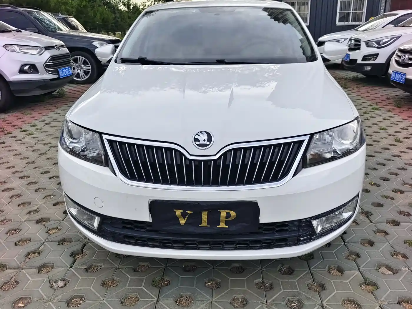 Škoda Skoda Rapid Spaceback 2014 1.4TSI DSG Comfort Edition фото 2