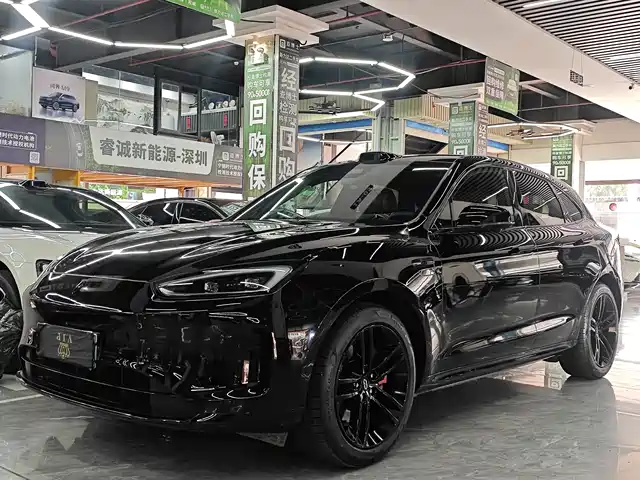 AITO ASK THE WORLD M5