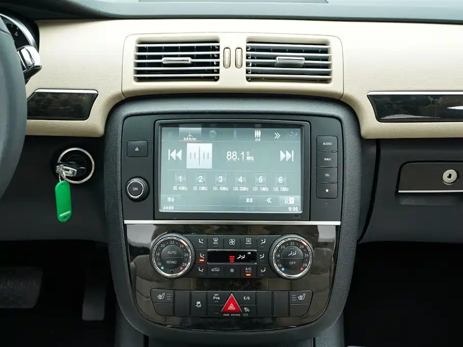 Mercedes-Benz R-Class 2014 R 400 4MATIC Business фото 14
