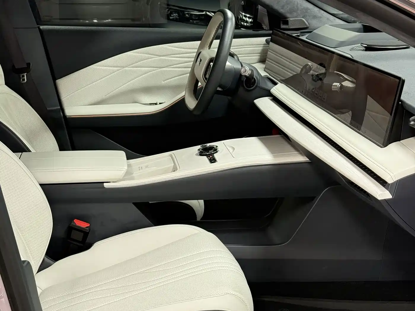 Geely Galaxy Galaxy E8 2024 2024 665km RWD Starship Voyager Edition