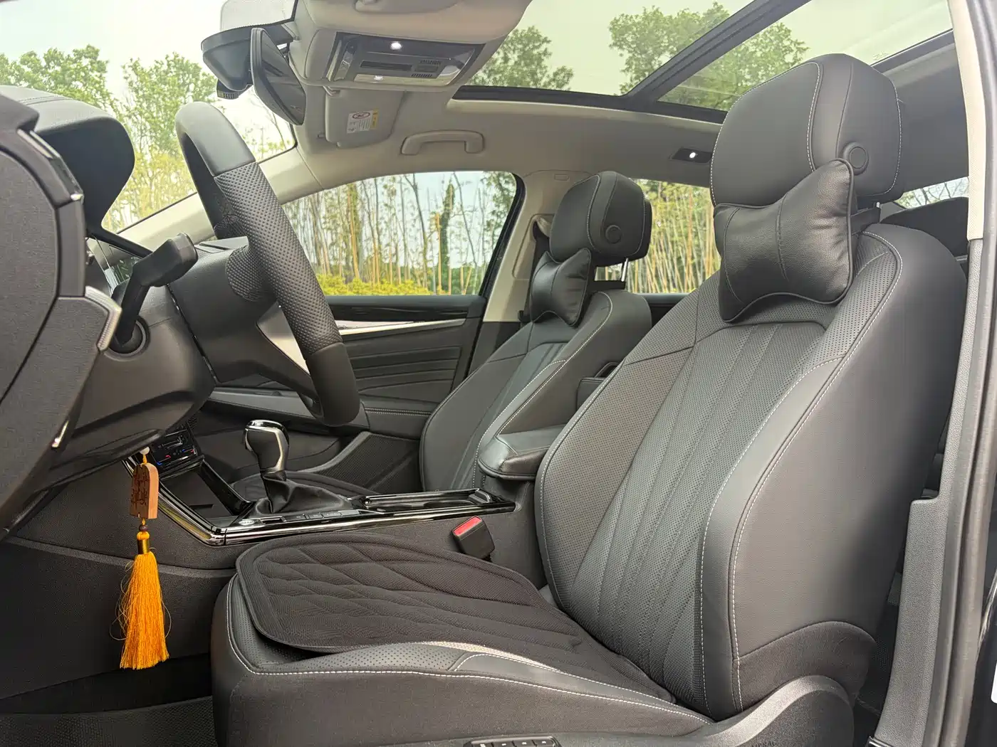Volkswagen Passat 2025 Outstanding 380TSI Starlight Dragon Soaring Edition фото 14