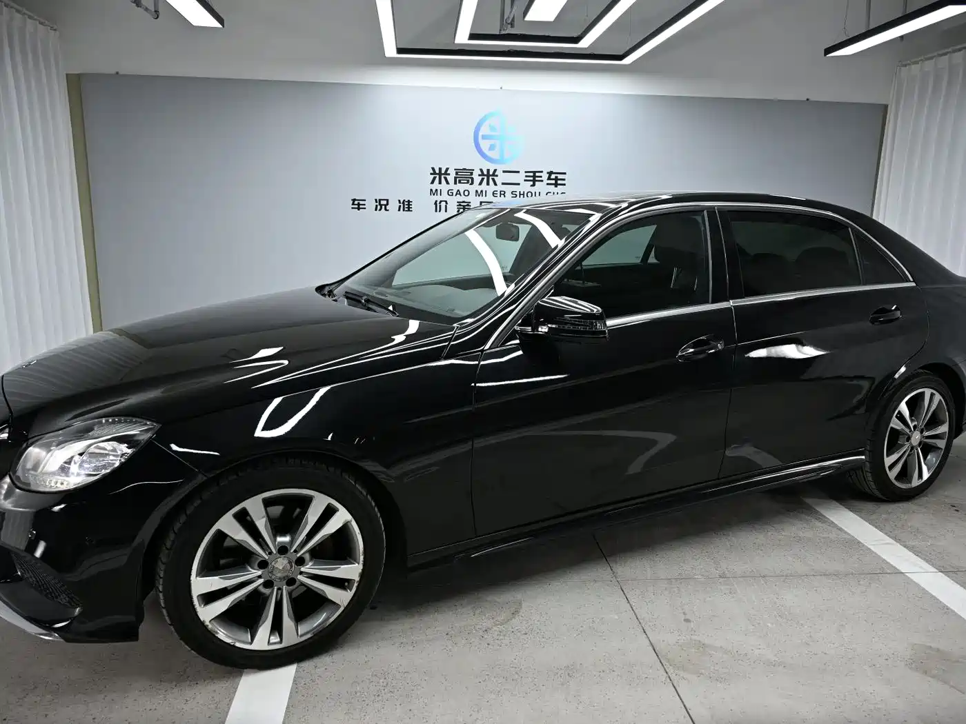 Mercedes-Benz E-Class 2014 E 300 L Sport фото 3