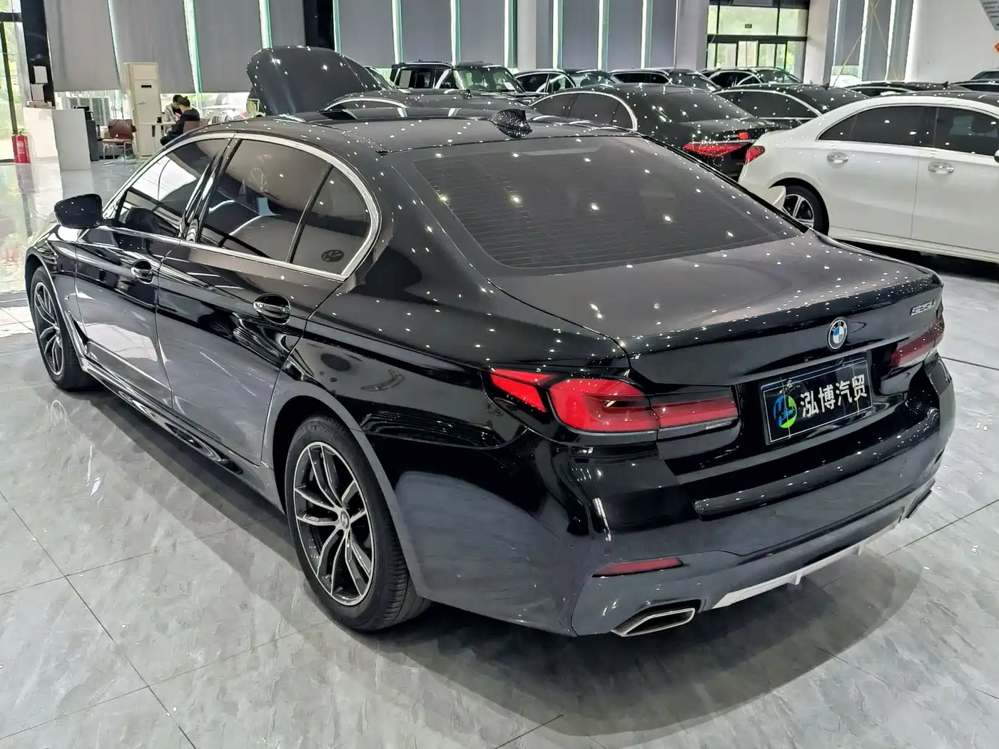 BMW 5 Series 2022 525Li M Sport Package фото 13