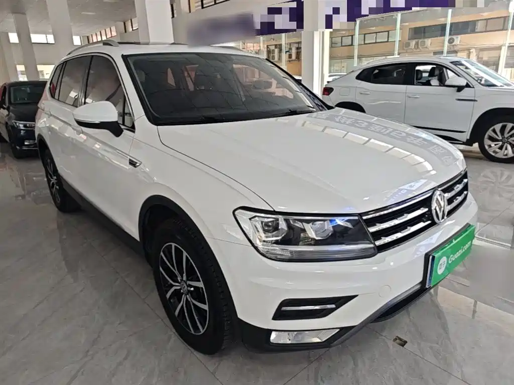 Volkswagen Tiguan L 2018 330TSI Automatic 2WD Luxury Edition фото 4