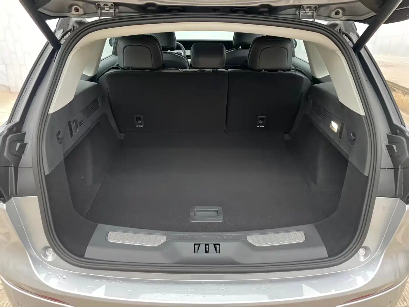 Lincoln Nautilus 2025 2025 2.0T AWD Prestige Hybrid