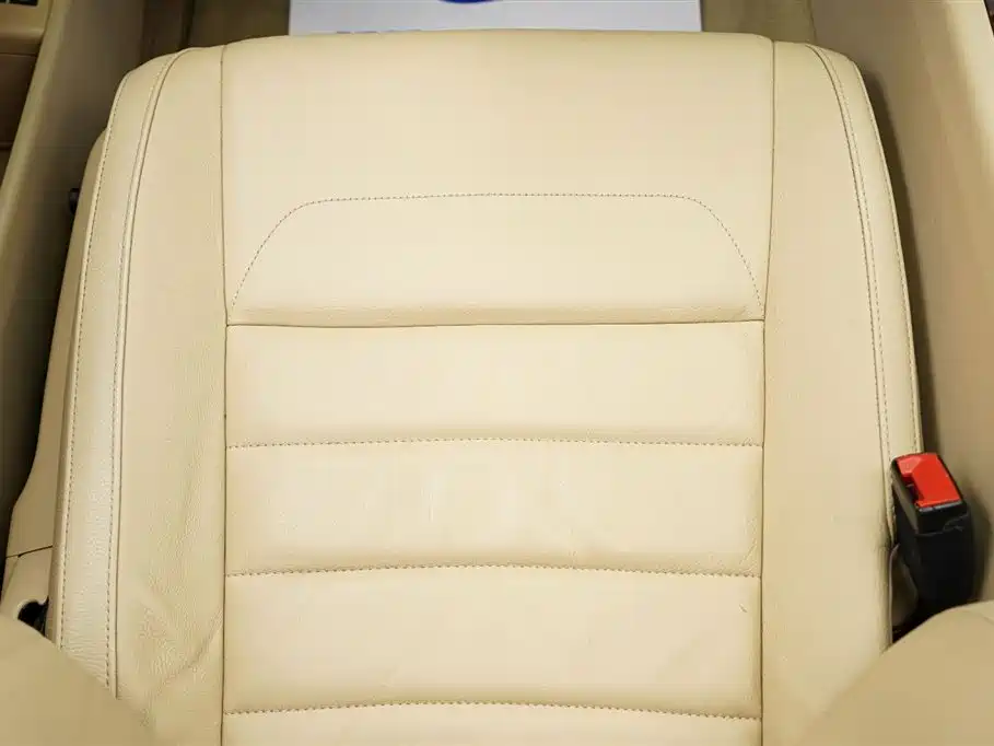 Volkswagen Touareg 2007 3.6L Luxury фото 9