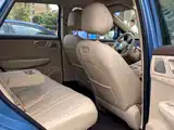 Photo 10 - Shangjie SUV