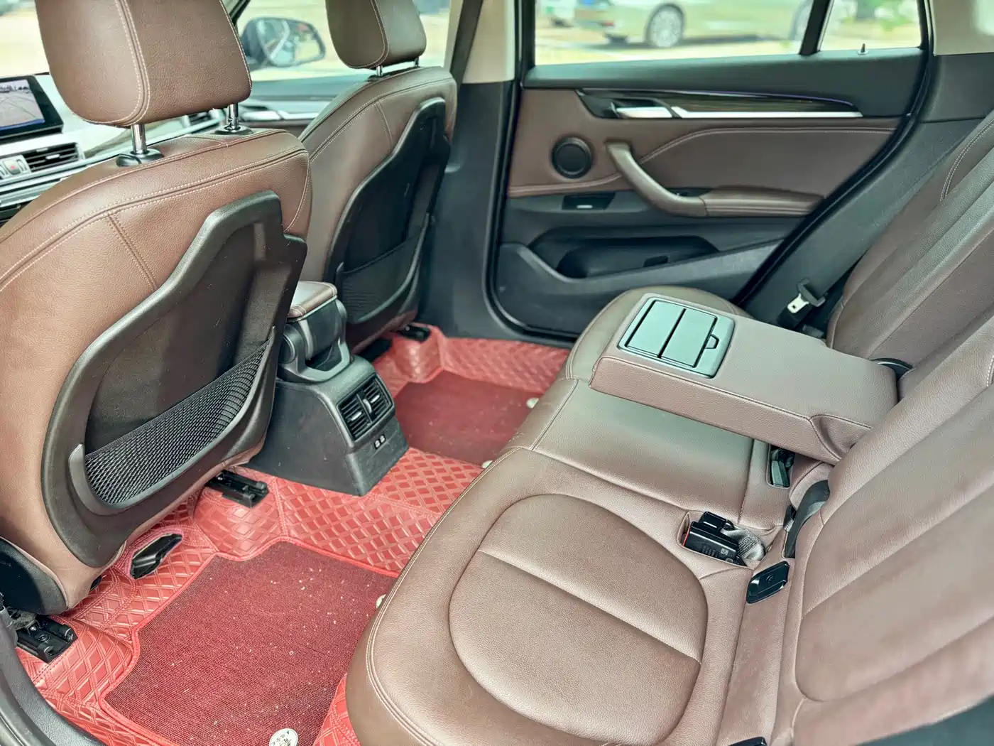BMW X1 2020 xDrive25Li Premium Edition фото 8