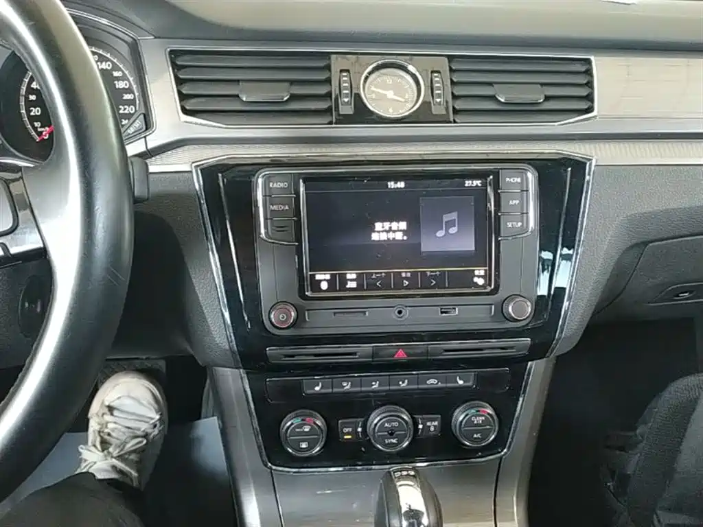 Volkswagen Passat 2017 330TSI DSG Prestige фото 13