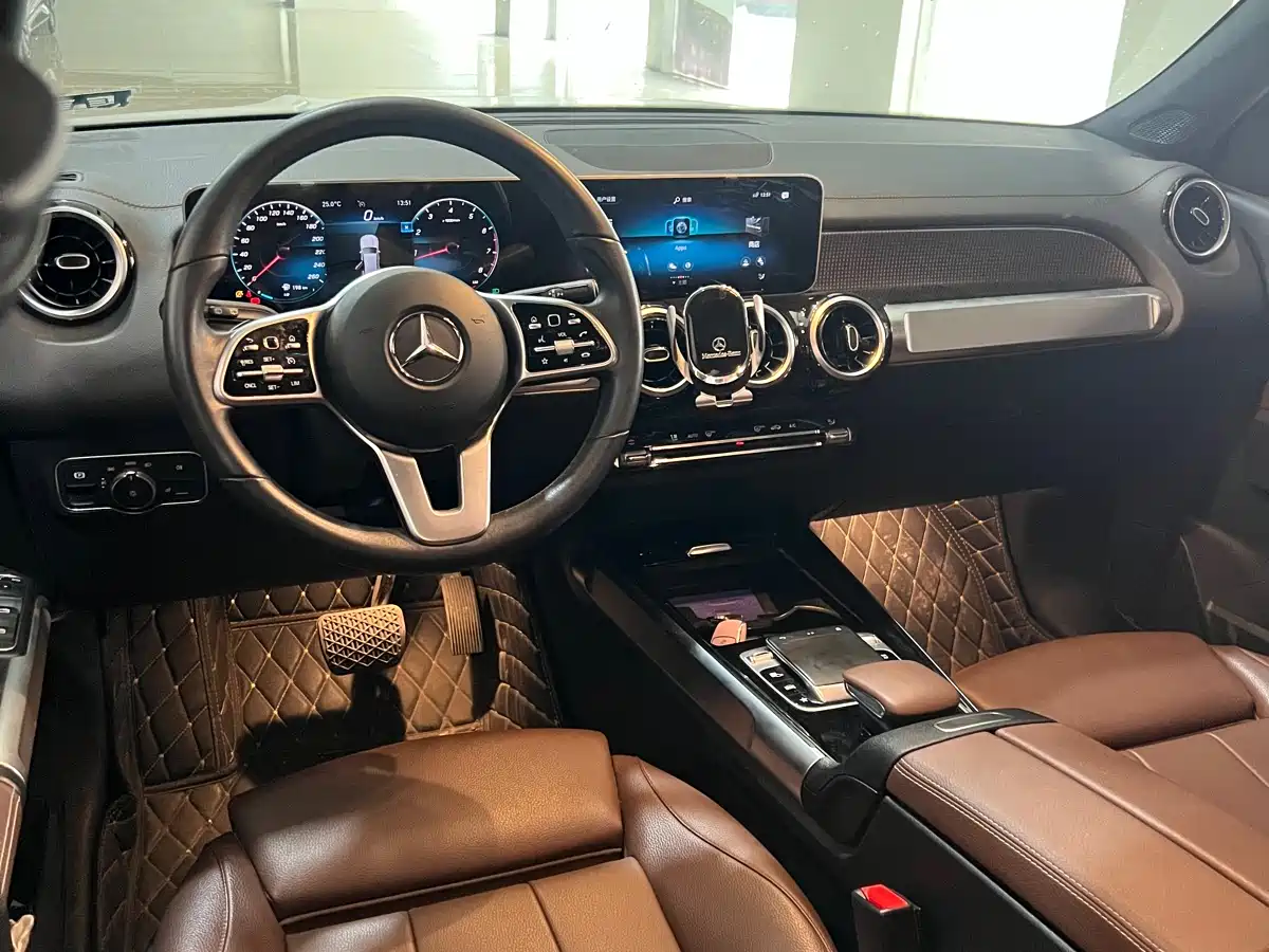Mercedes-Benz GLB 2020 GLB 200 Dynamic фото 7