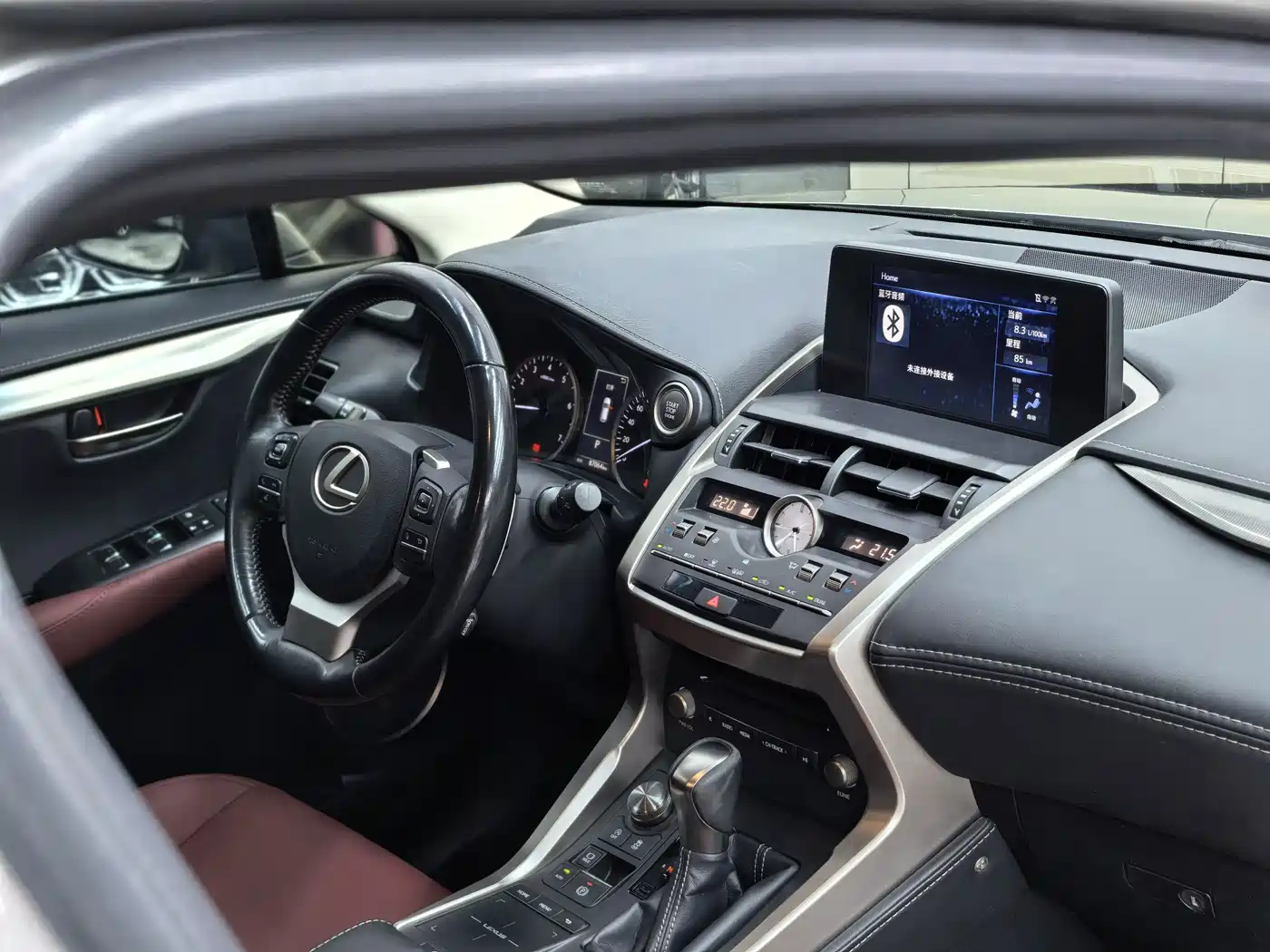 Lexus NX 2017 200 FWD Sharp Edition фото 19