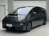 Фото 3 - Li Auto MEGA