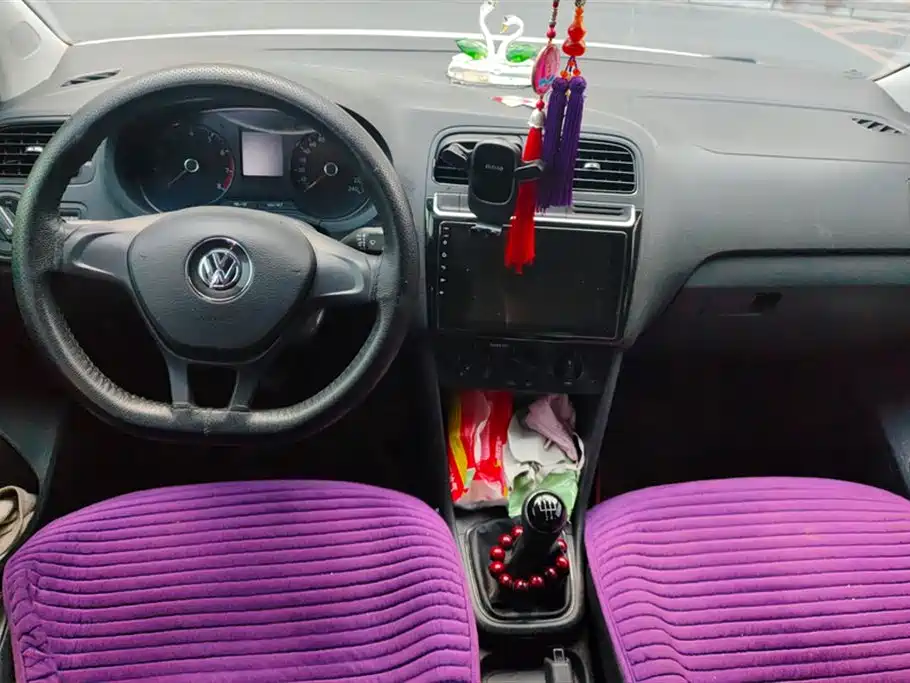 Volkswagen Polo 2016 1.4L Manual Trend фото 12