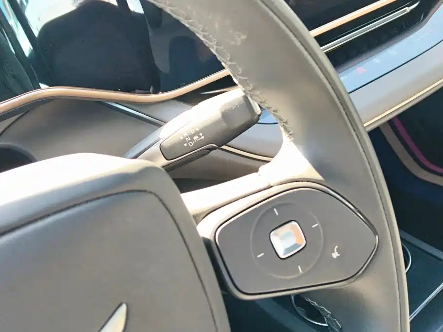 Hongqi EH7 2025 2025 640 AWD Smart Selection Edition